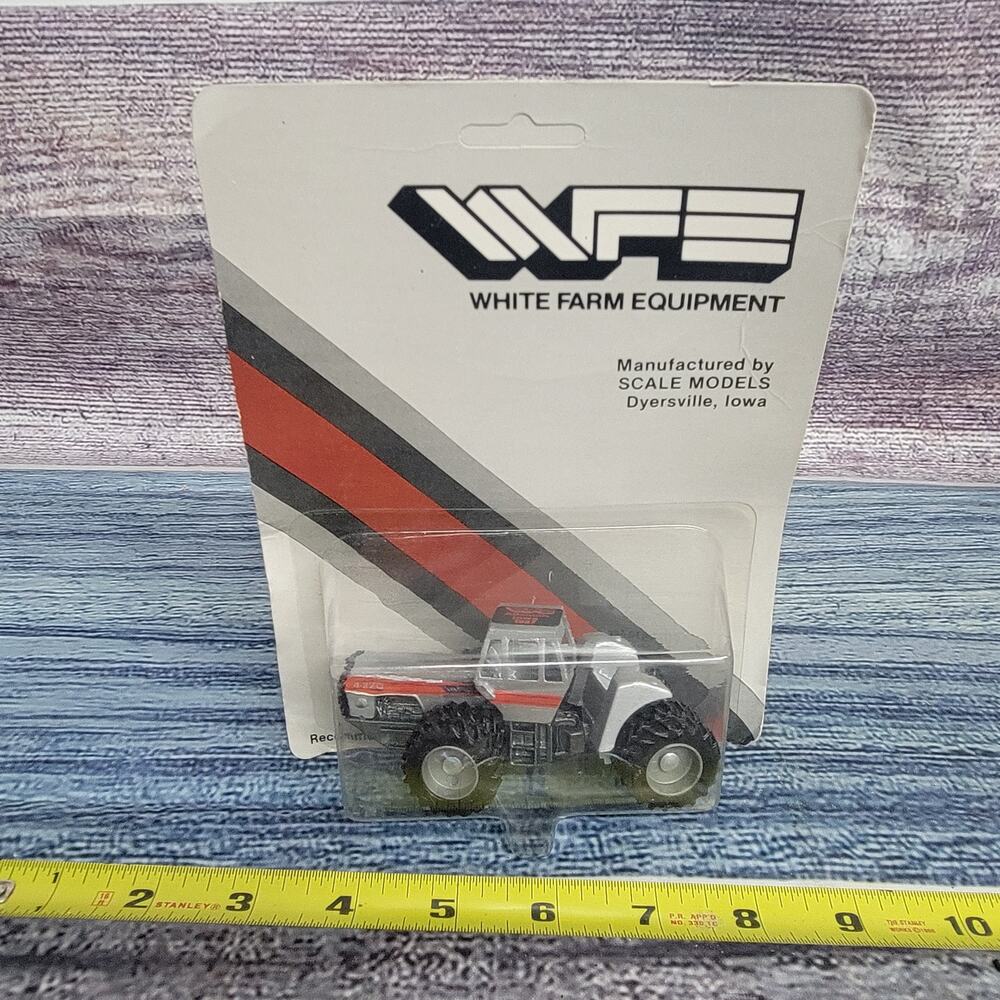 Vtg Scale Models WFE white farm equipment 1/64 diecast 4-270 8 wheel articulates